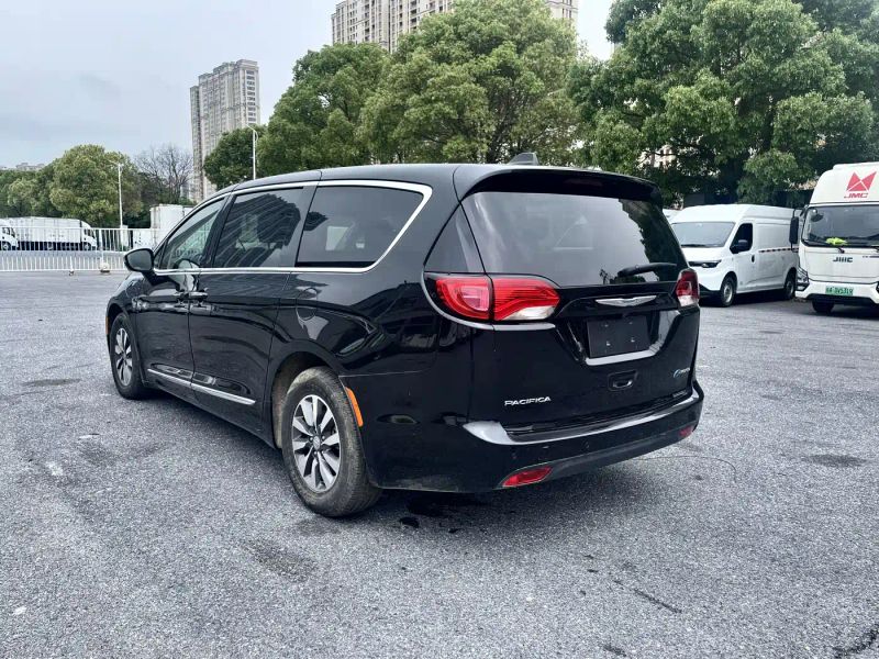 dajielong dodge_grand_caravan_phev