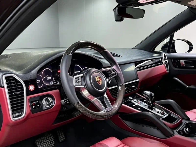 macan cayenne