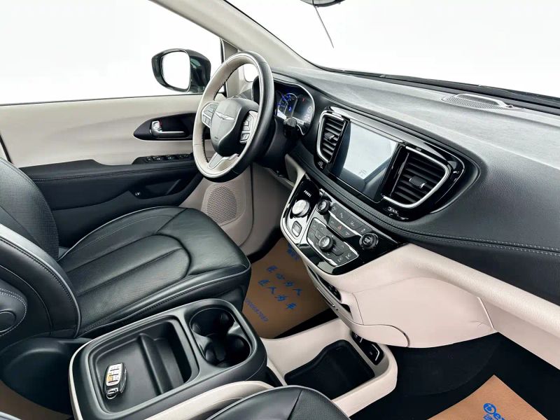 dajielong dodge_grand_caravan_phev