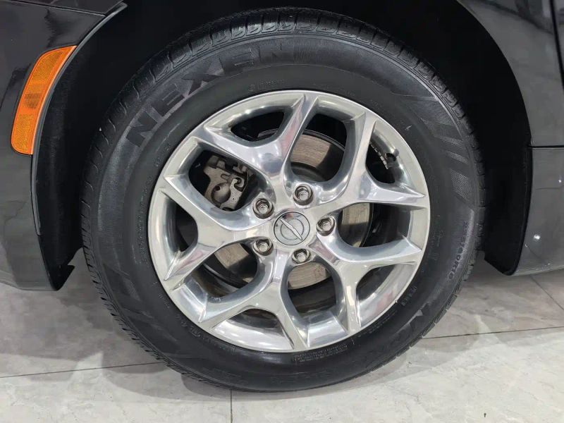 dajielong chrysler-town-and-country