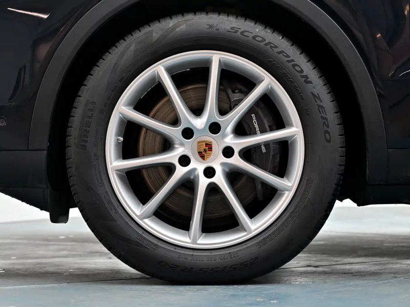 macan cayenne