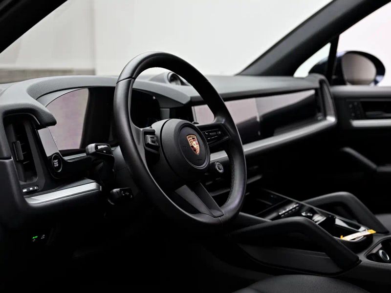 macan cayenne