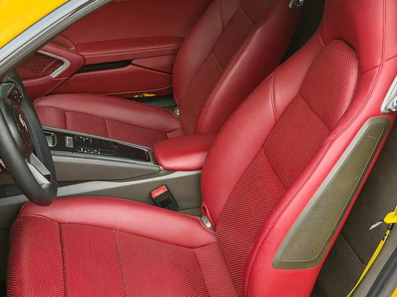 macan cayman