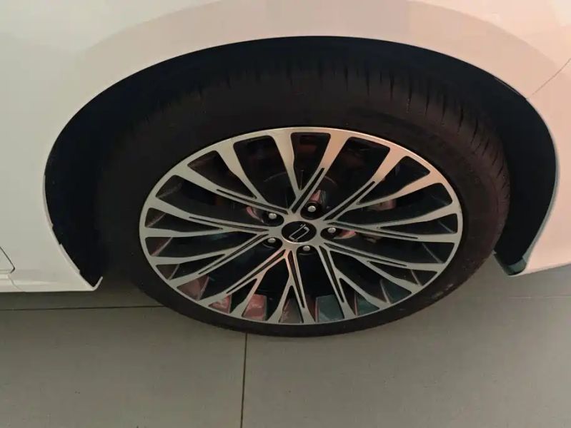 Besturn b70