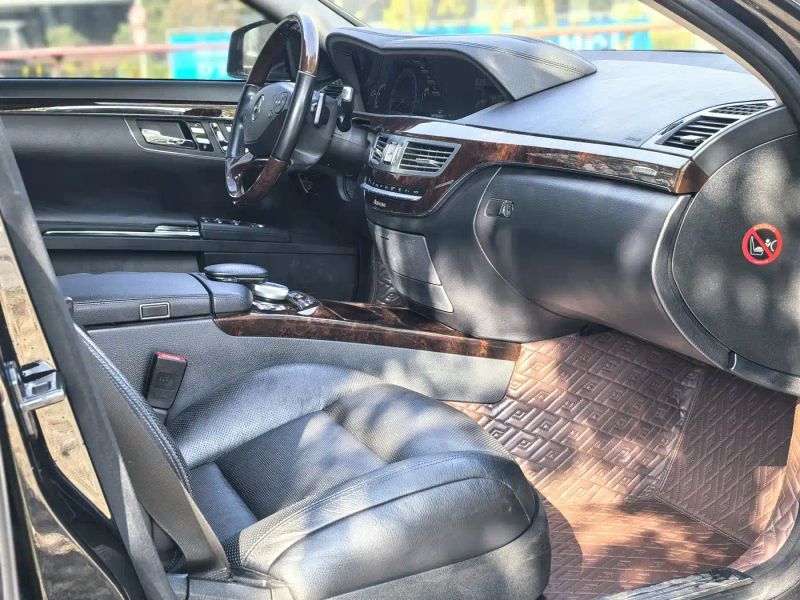Porsche s-class