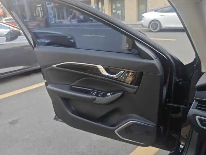 Besturn b70