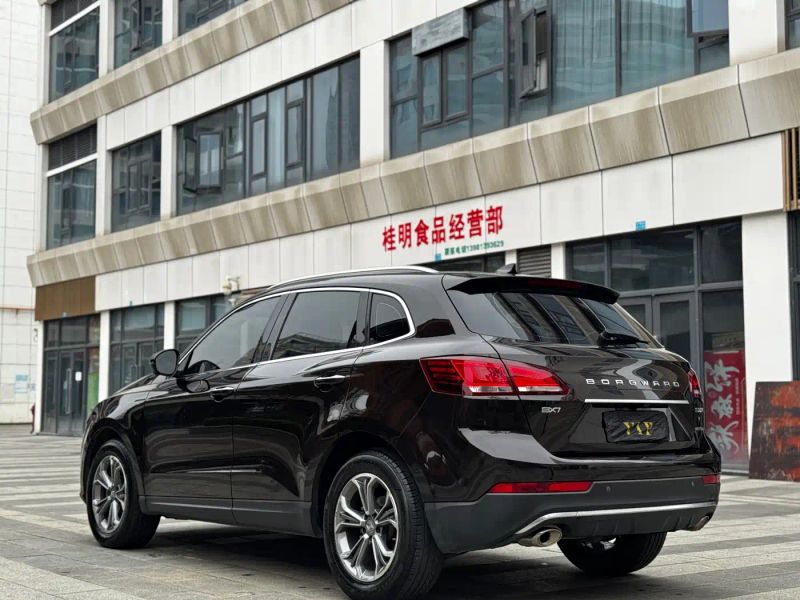 Borgward bx7