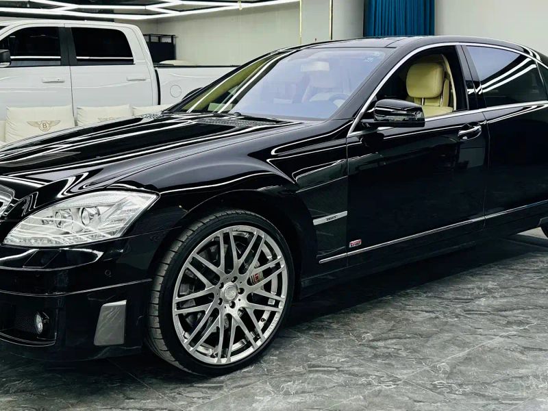 Porsche r-class