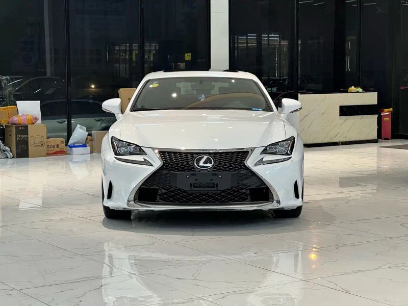 Lexus RC