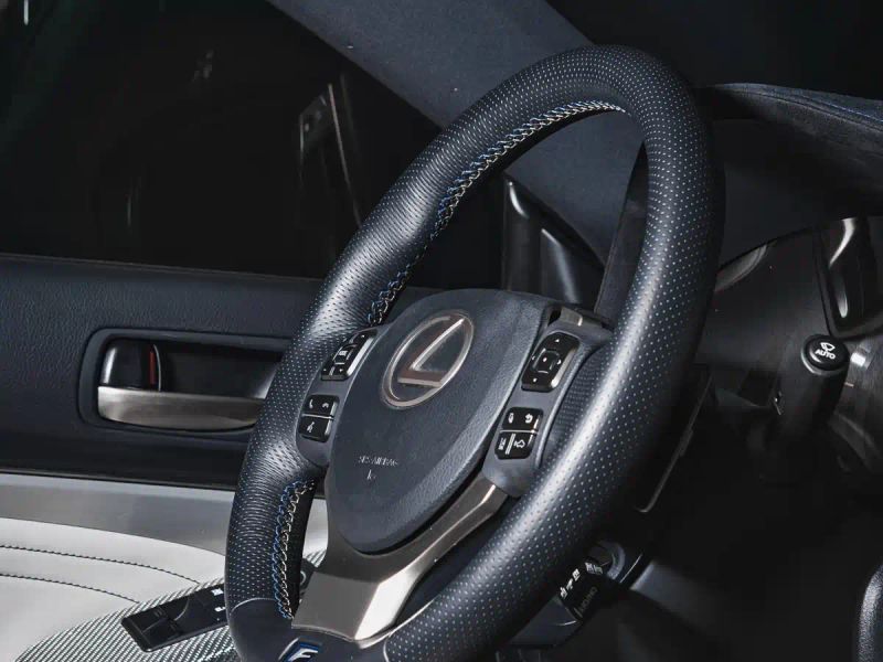 Lexus RC