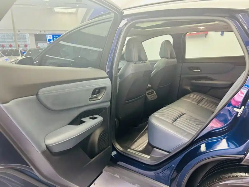 Nissan airuiya