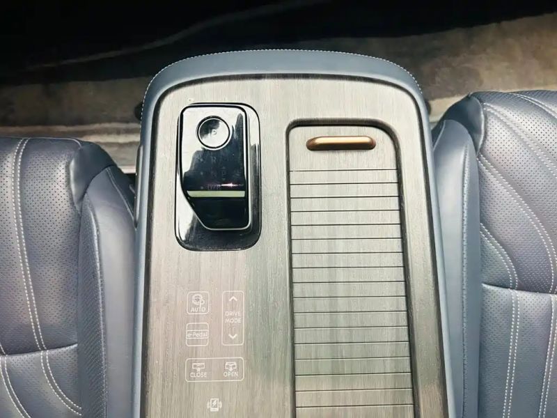 Nissan airuiya