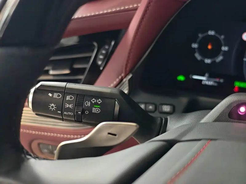 Lexus LS
