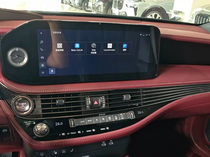 Lexus LS
