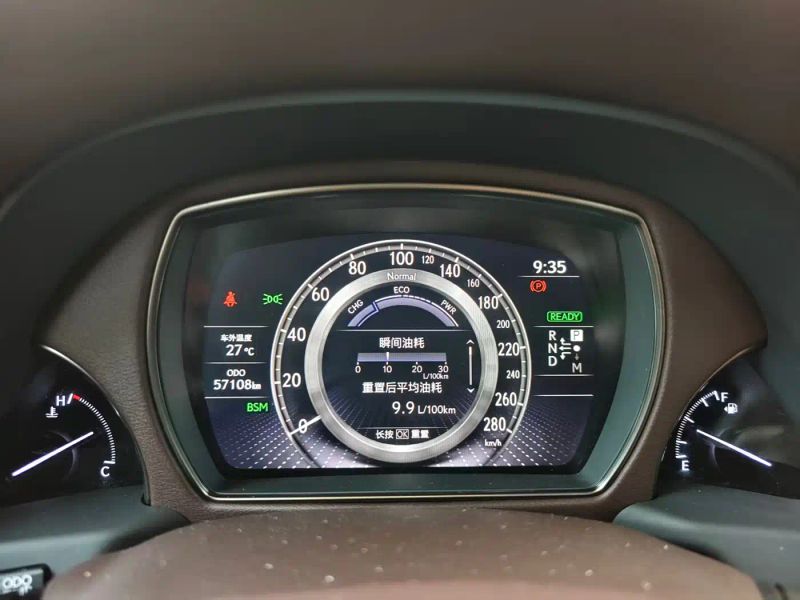 Lexus LS