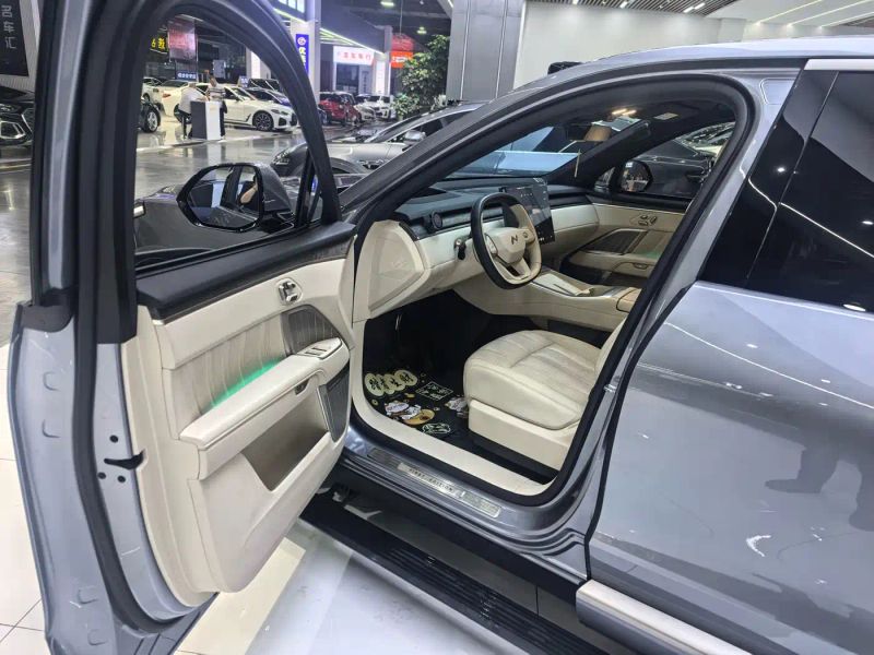 Onvo l90