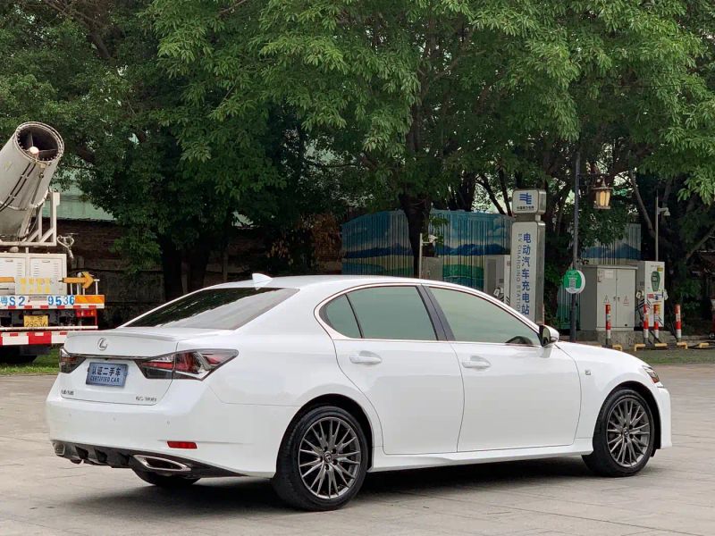Lexus GS