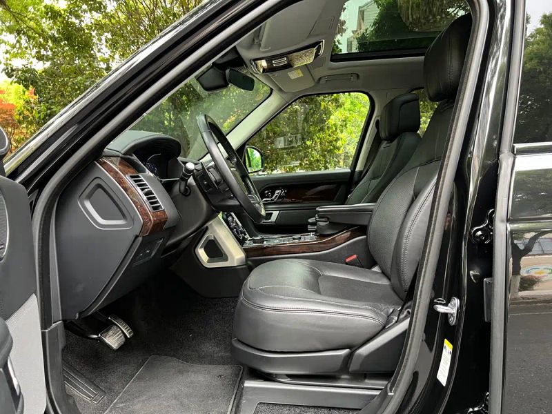 Land_rover range-rover
