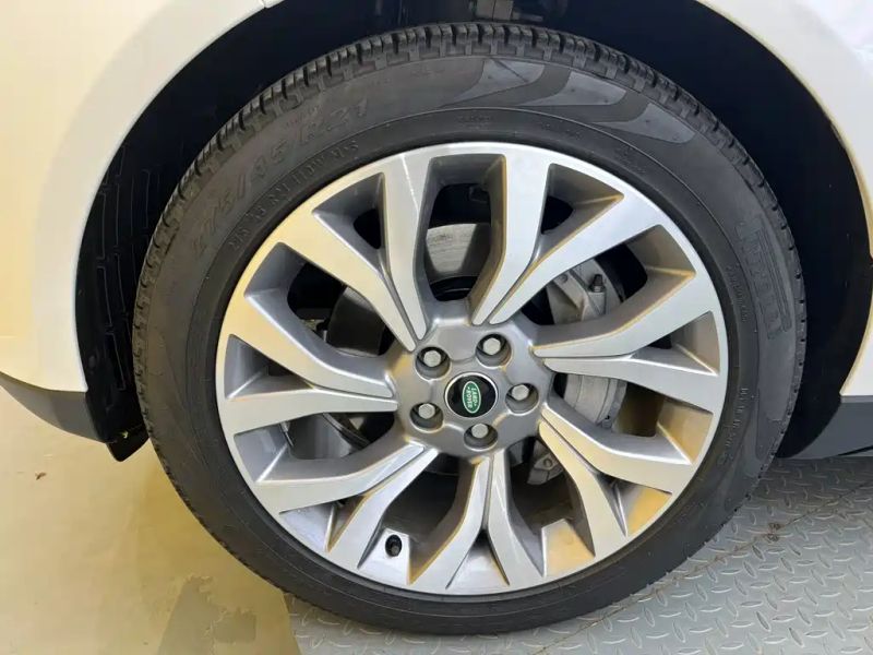 Land_rover range-rover