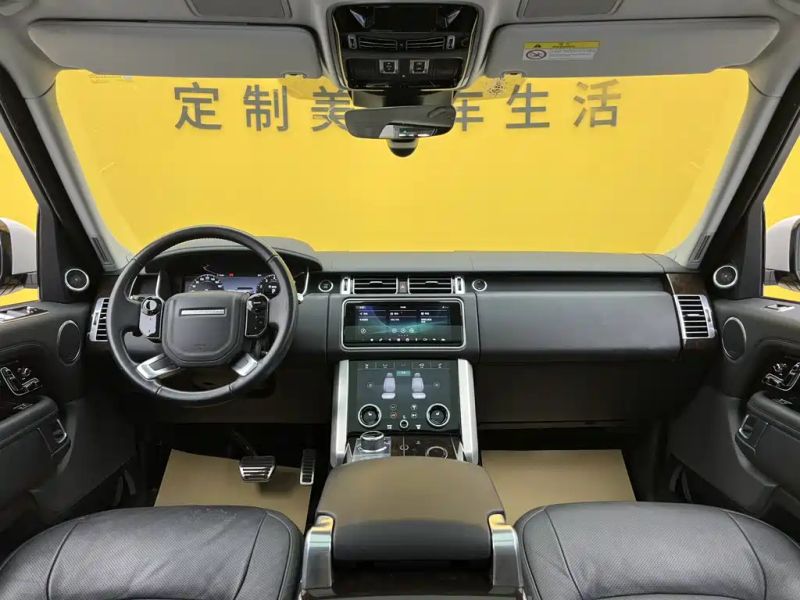 Land_rover range-rover