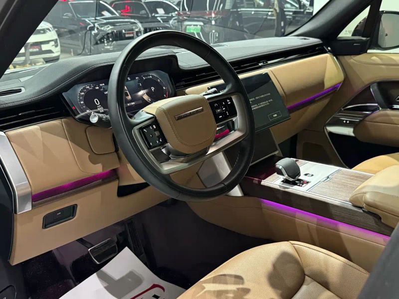 Land_rover range-rover