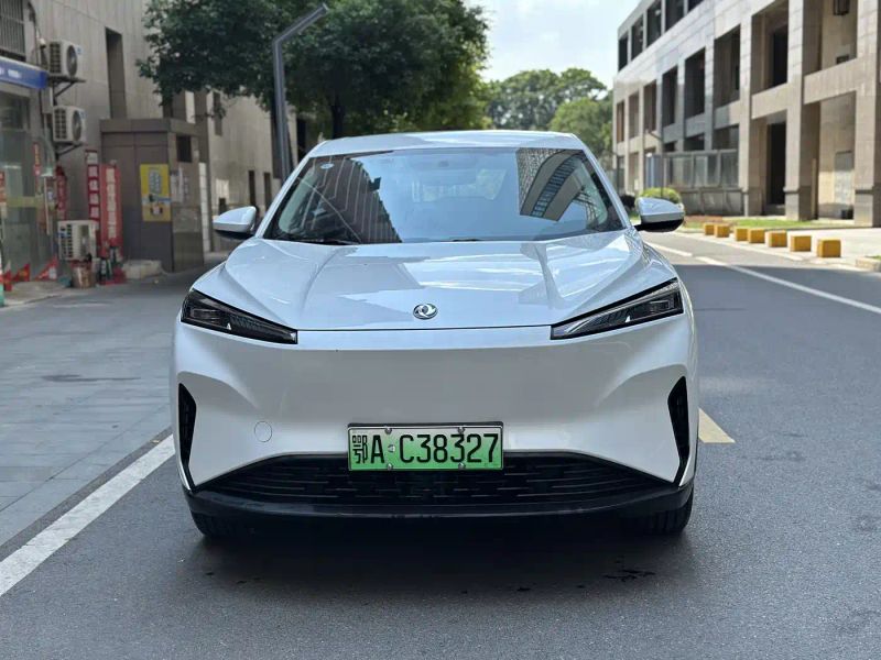 yixuan ev01