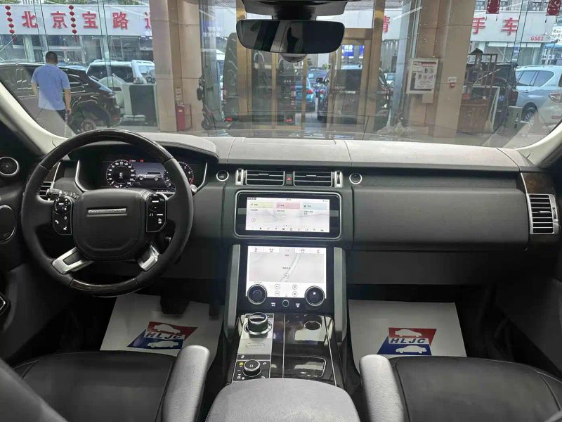 Land_rover range-rover