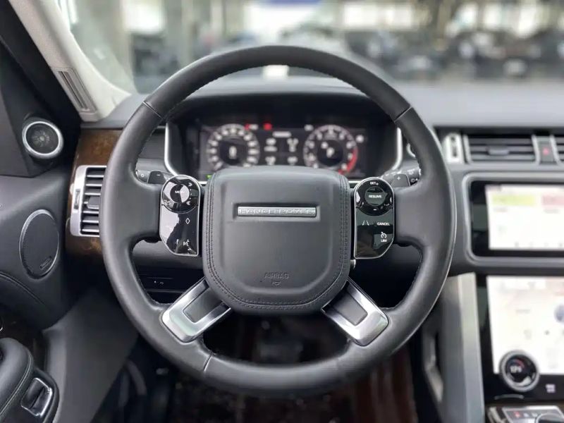 Land_rover range-rover