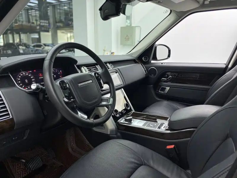 Land_rover range-rover