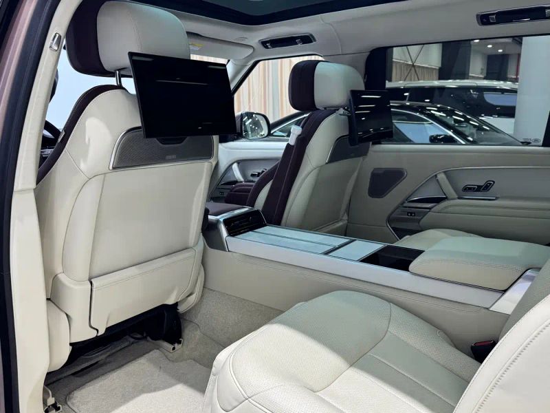 Land_rover range-rover