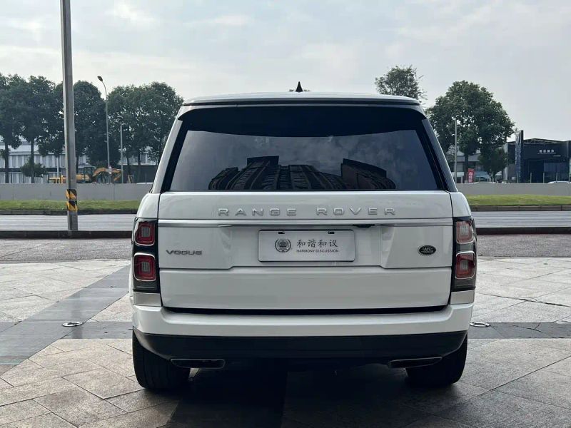Land_rover range-rover