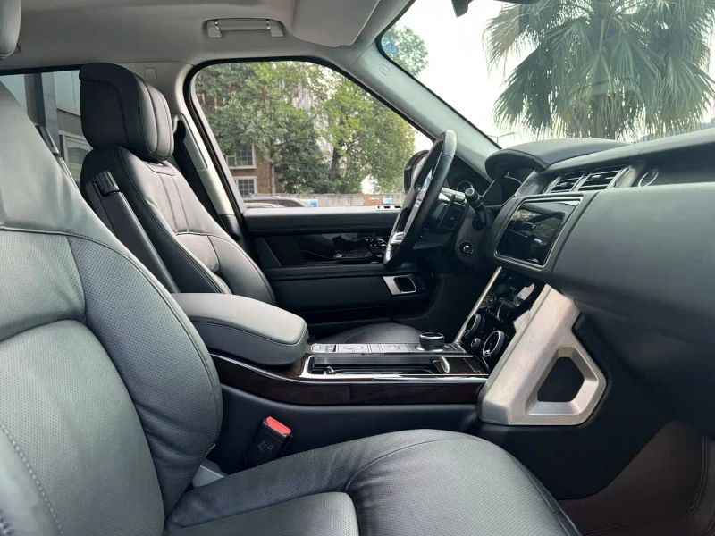 Land_rover range-rover