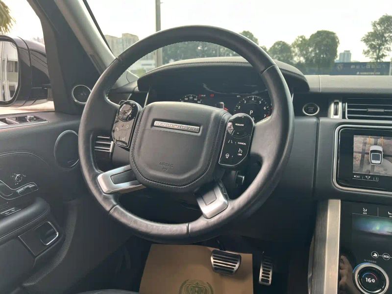 Land_rover range-rover