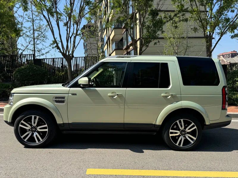 Land_rover land_rover