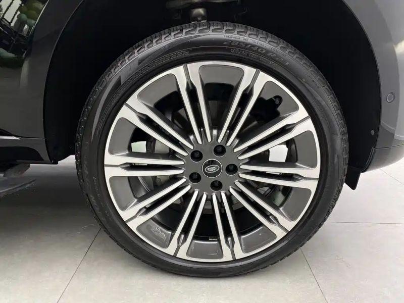 Land_rover range-rover