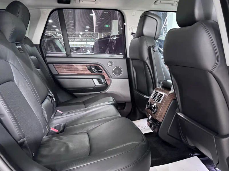 Land_rover range-rover