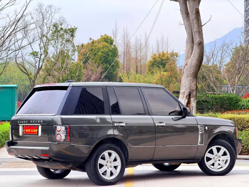 Land_rover range-rover