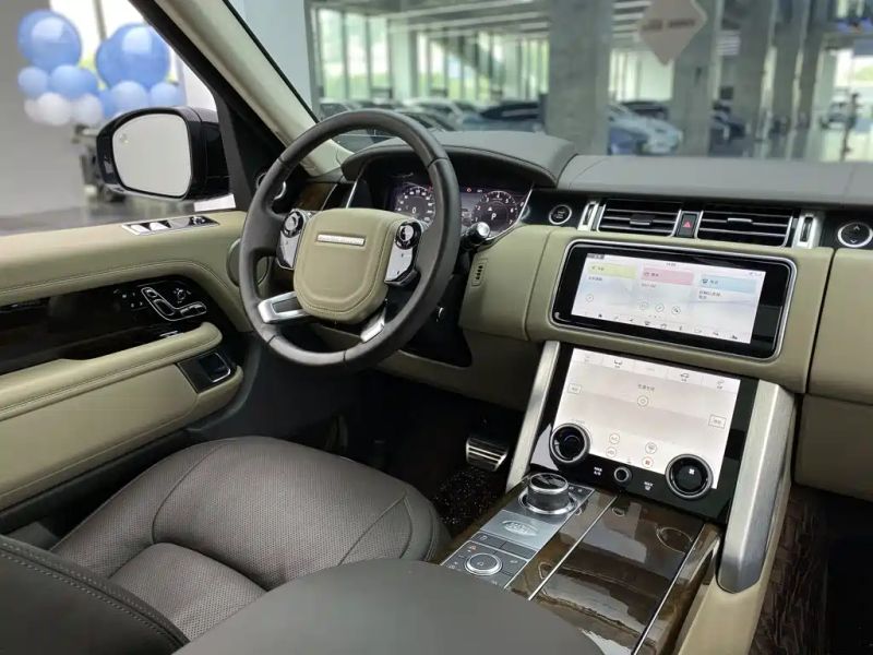 Land_rover range-rover
