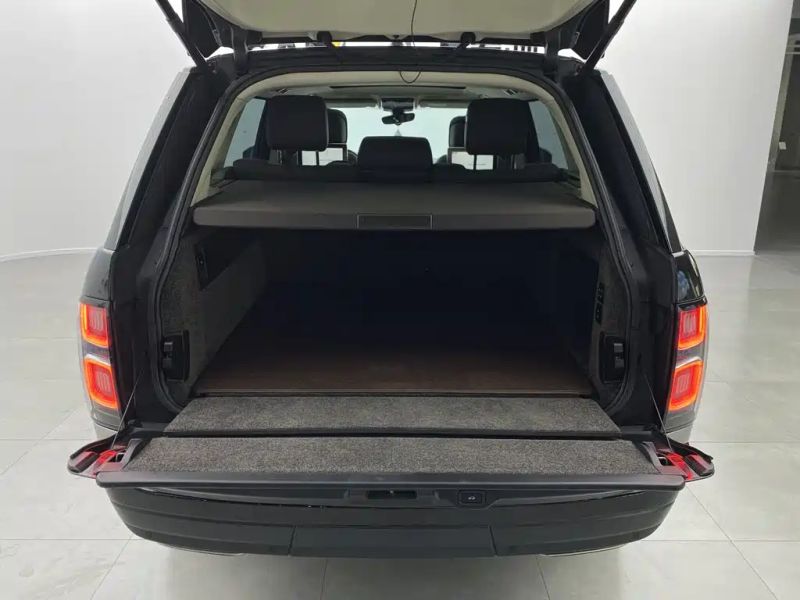 Land_rover range-rover