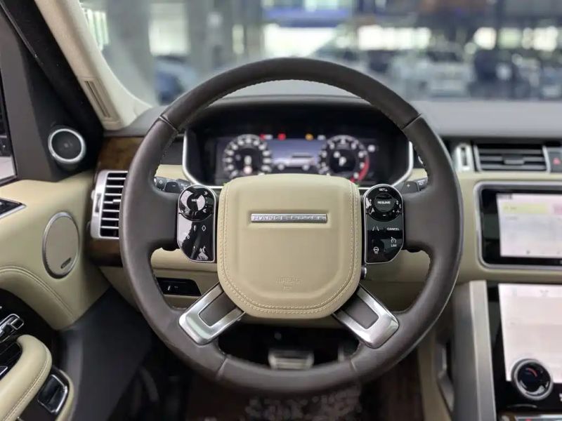 Land_rover range-rover
