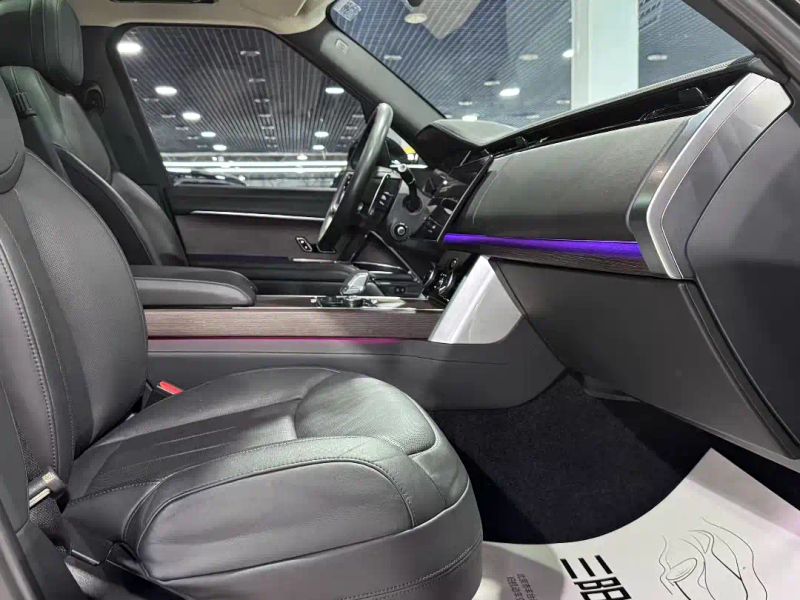 Land_rover range-rover