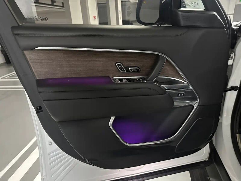 Land_rover range-rover