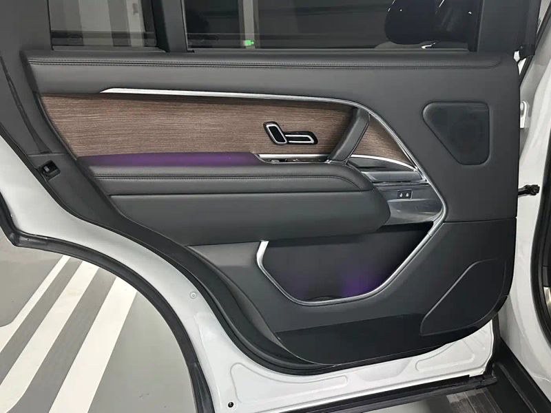 Land_rover range-rover