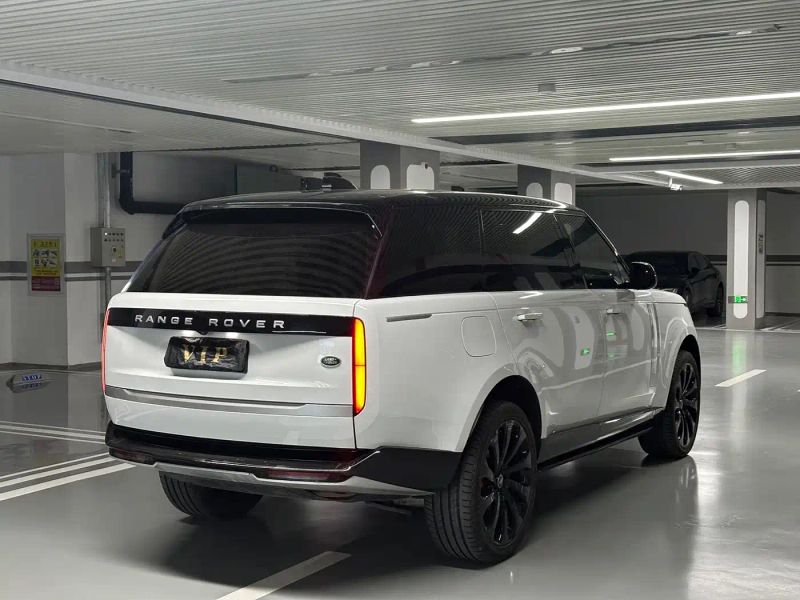 Land_rover range-rover