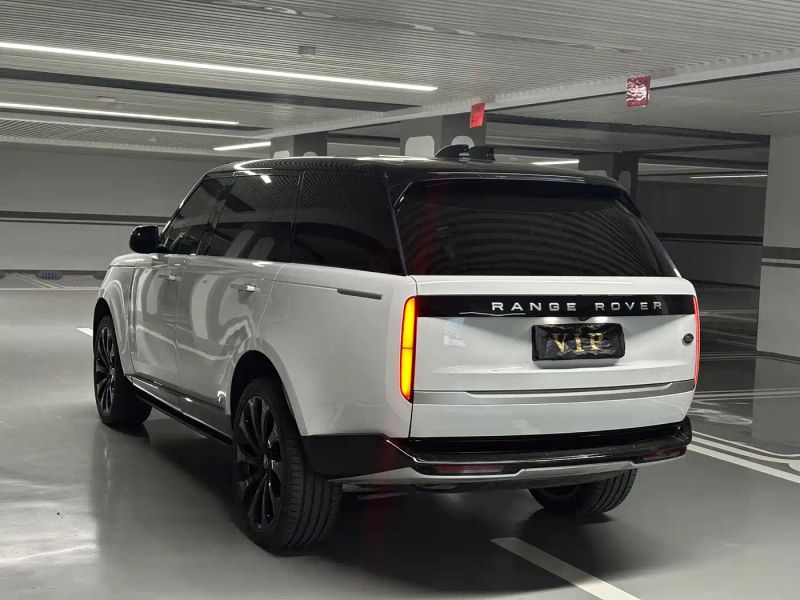 Land_rover range-rover
