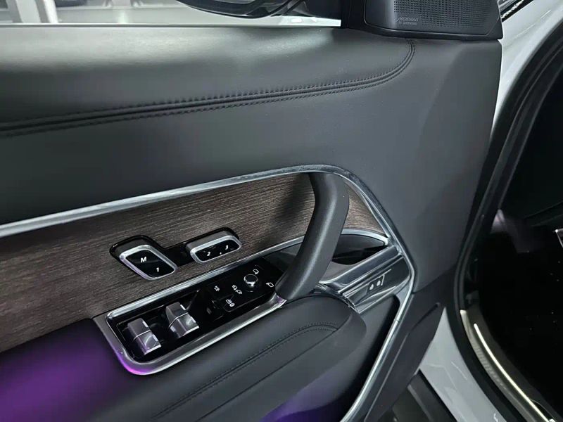 Land_rover range-rover