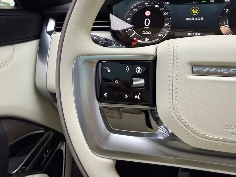 Land_rover range-rover