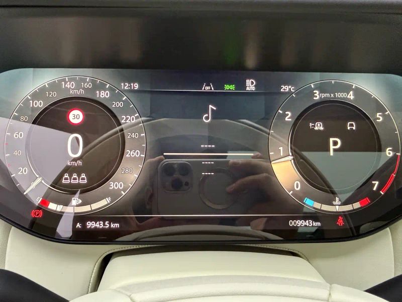 Land_rover range-rover