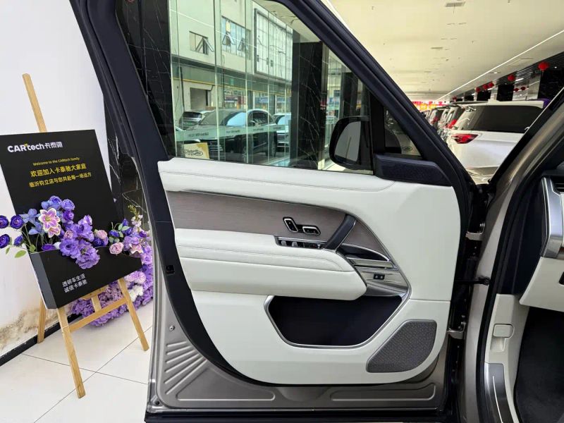 Land_rover range-rover
