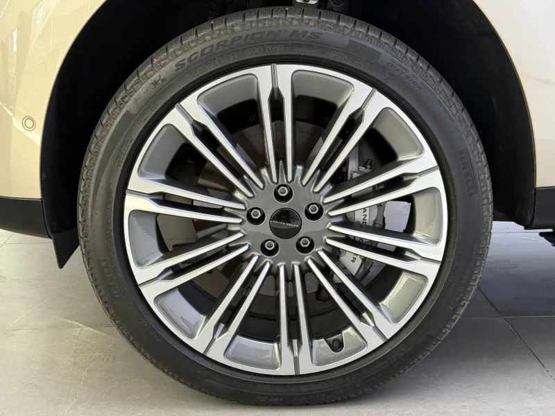 Land_rover range-rover